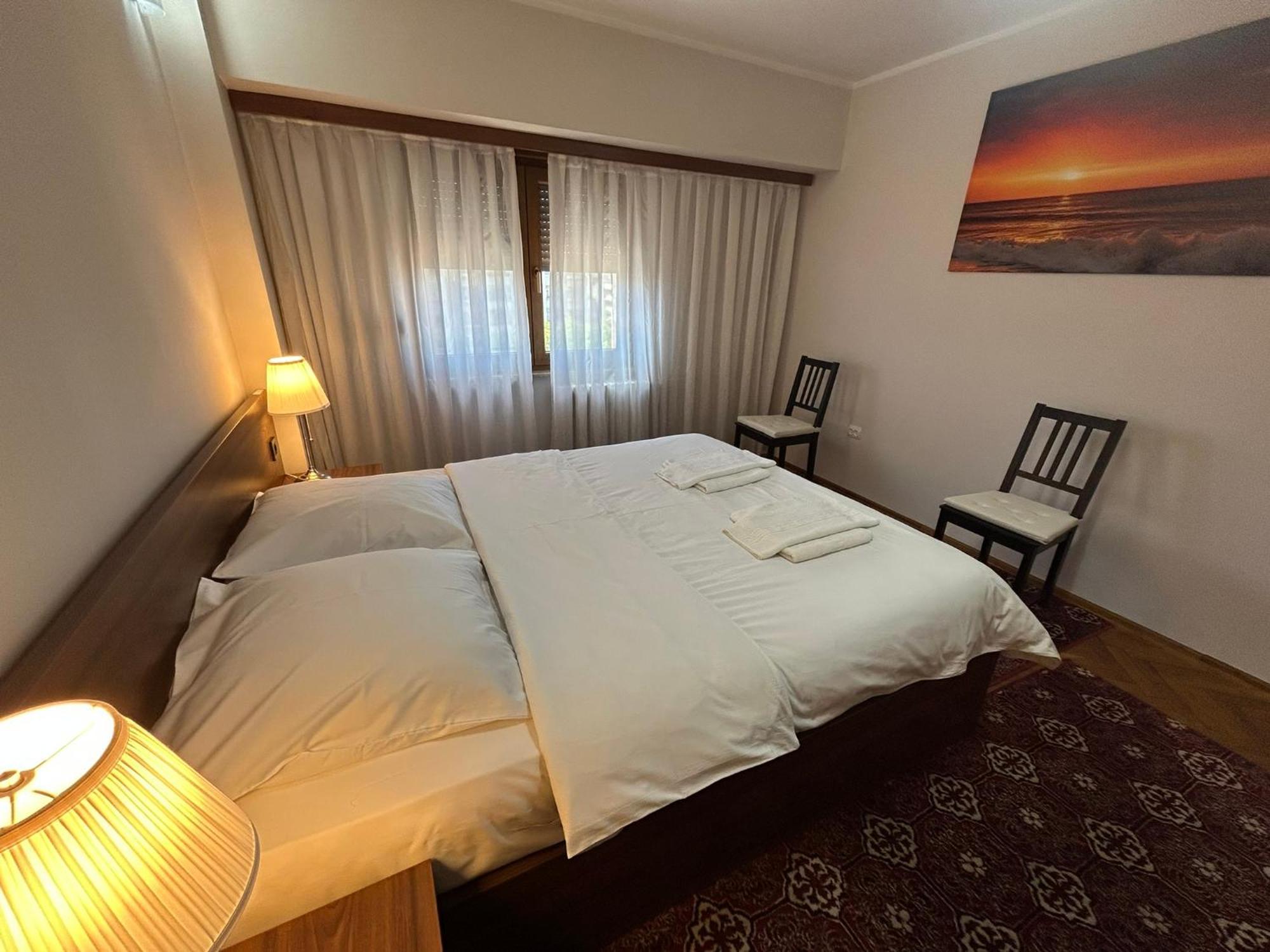 Apart. Premium Ultracentral, 3 Camere Loc Parcare. Ploieşti Exteriér fotografie