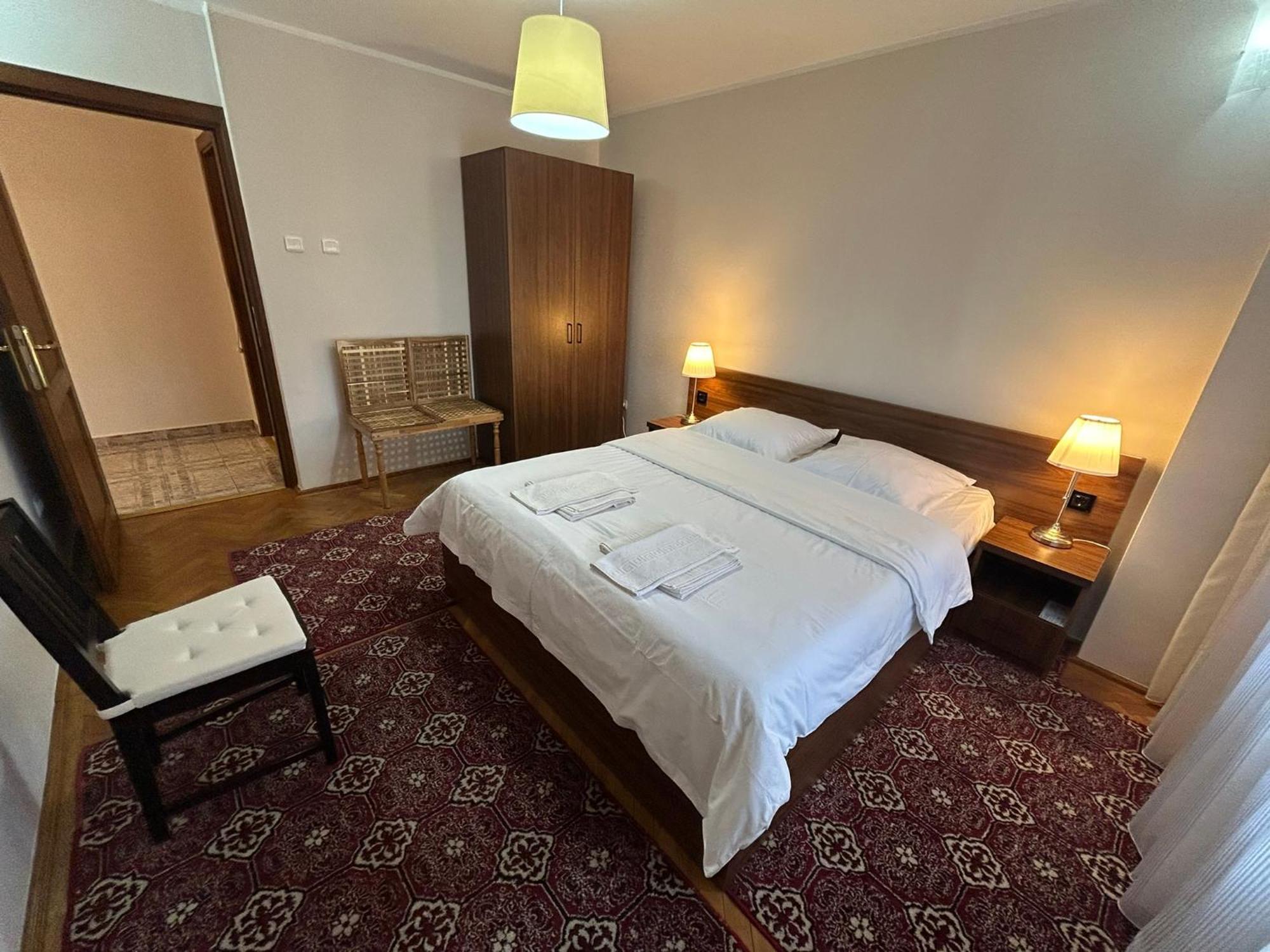 Apart. Premium Ultracentral, 3 Camere Loc Parcare. Ploieşti Exteriér fotografie