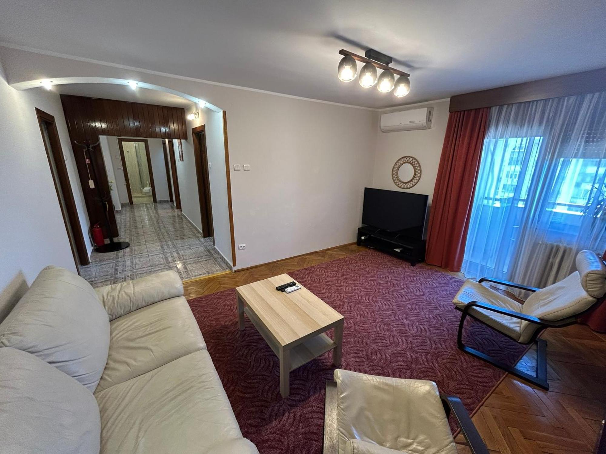 Apart. Premium Ultracentral, 3 Camere Loc Parcare. Ploieşti Exteriér fotografie