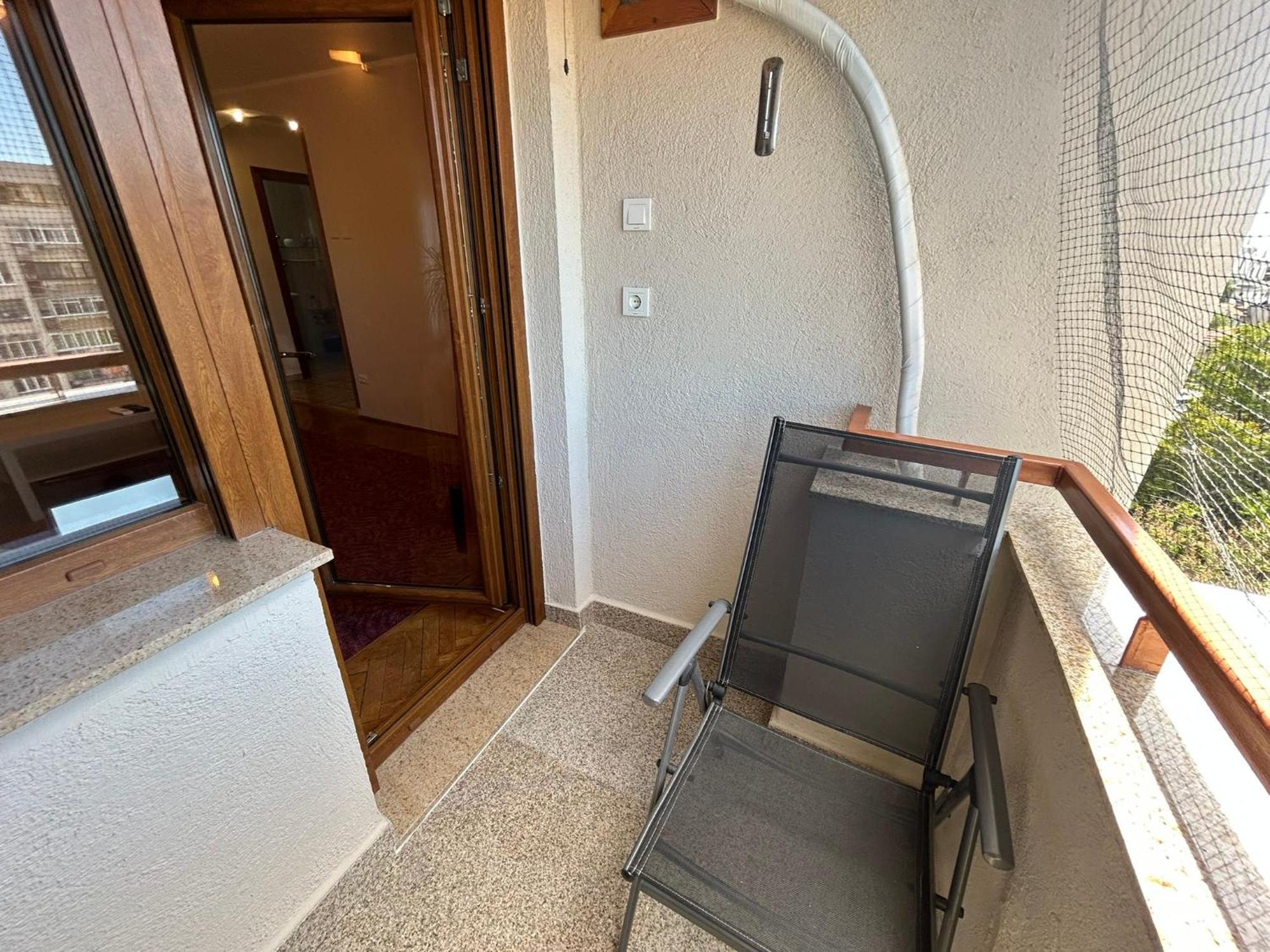 Apart. Premium Ultracentral, 3 Camere Loc Parcare. Ploieşti Exteriér fotografie